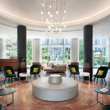 Le Meridien Мюнхен Экстерьер фото Lobby