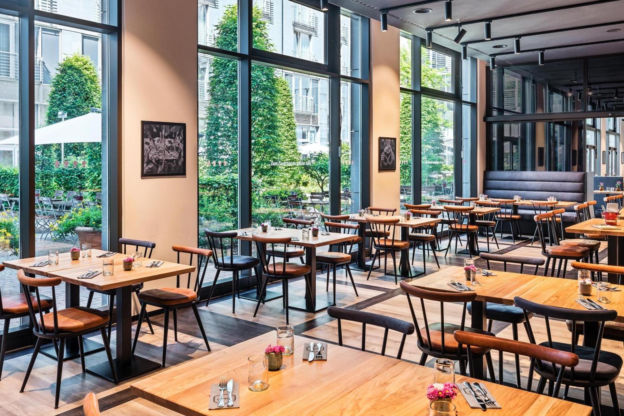 Le Meridien Мюнхен Экстерьер фото Restaurant
